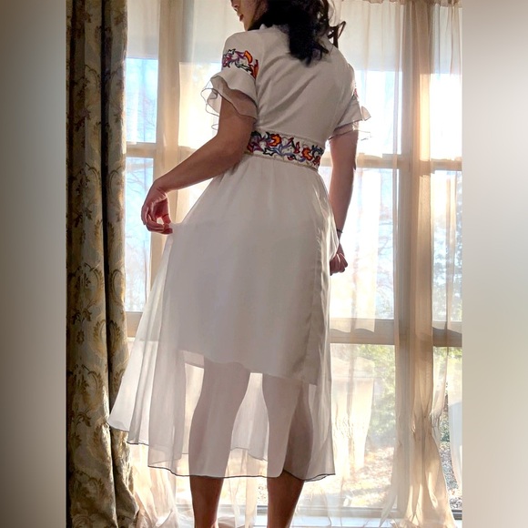 Embroidered White Maxi Dress - Picture 4 of 6